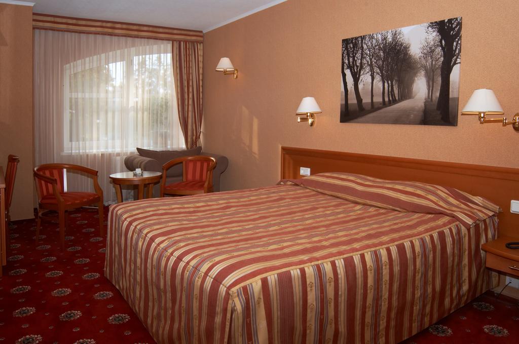 Old Estate Hotel & Spa Pskov Exterior photo