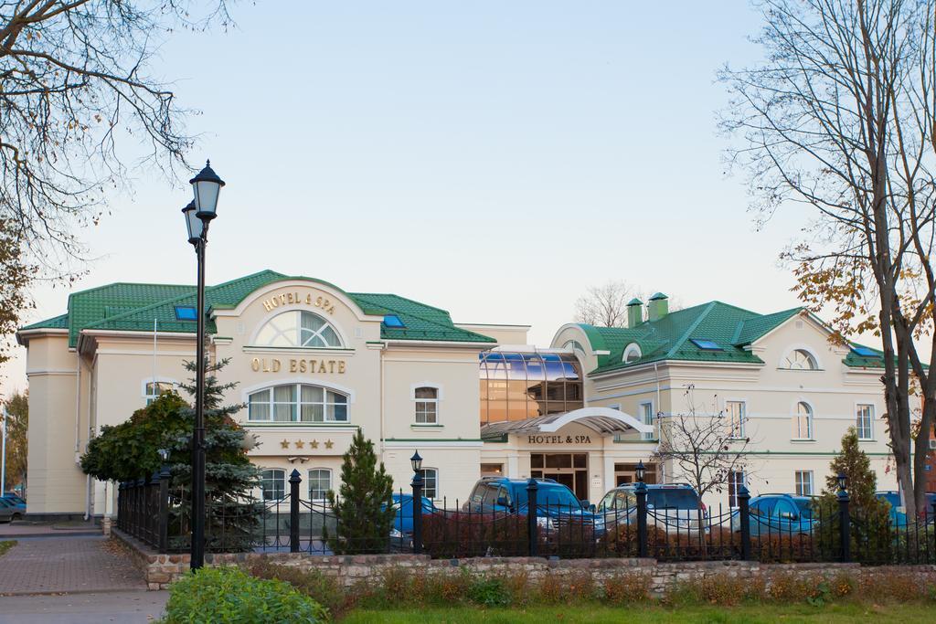 Old Estate Hotel & Spa Pskov Exterior photo